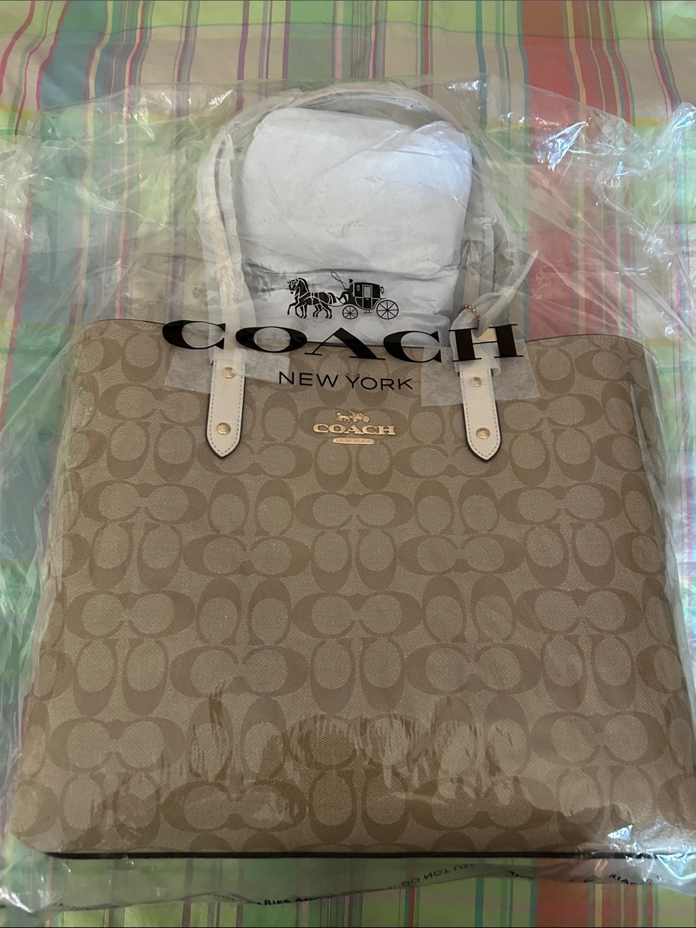 Coach Beige Signature Canvas Tote with Chalk Handles and matching key chain!